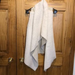 Faux fur Francesca’s vest